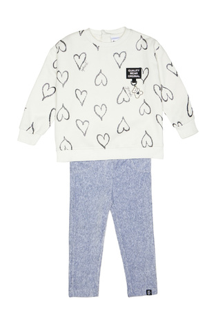 Set of SPRINT leggings in off-white color with all over heart print.