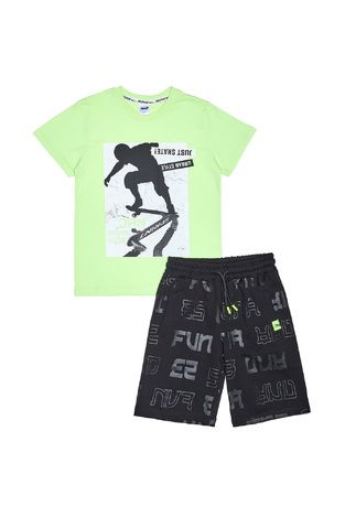 Set of SPRINT shorts in lime color with embossed skater print.