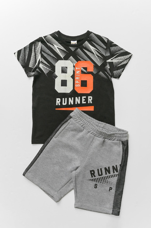 Set of SPRINT shorts in black color with embossed "RUNNER" logo.