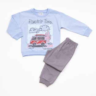 Seasonal TRAX tracksuit set in siel with "ROADTRIP TIME" logo.