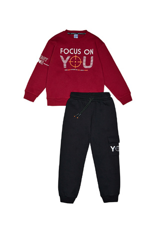 SPRINT suit set in burgundy color with "FOCUS ON YOU" logo embossed.