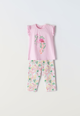 EBITA capri leggings set in pink color with embossed flamingo print.